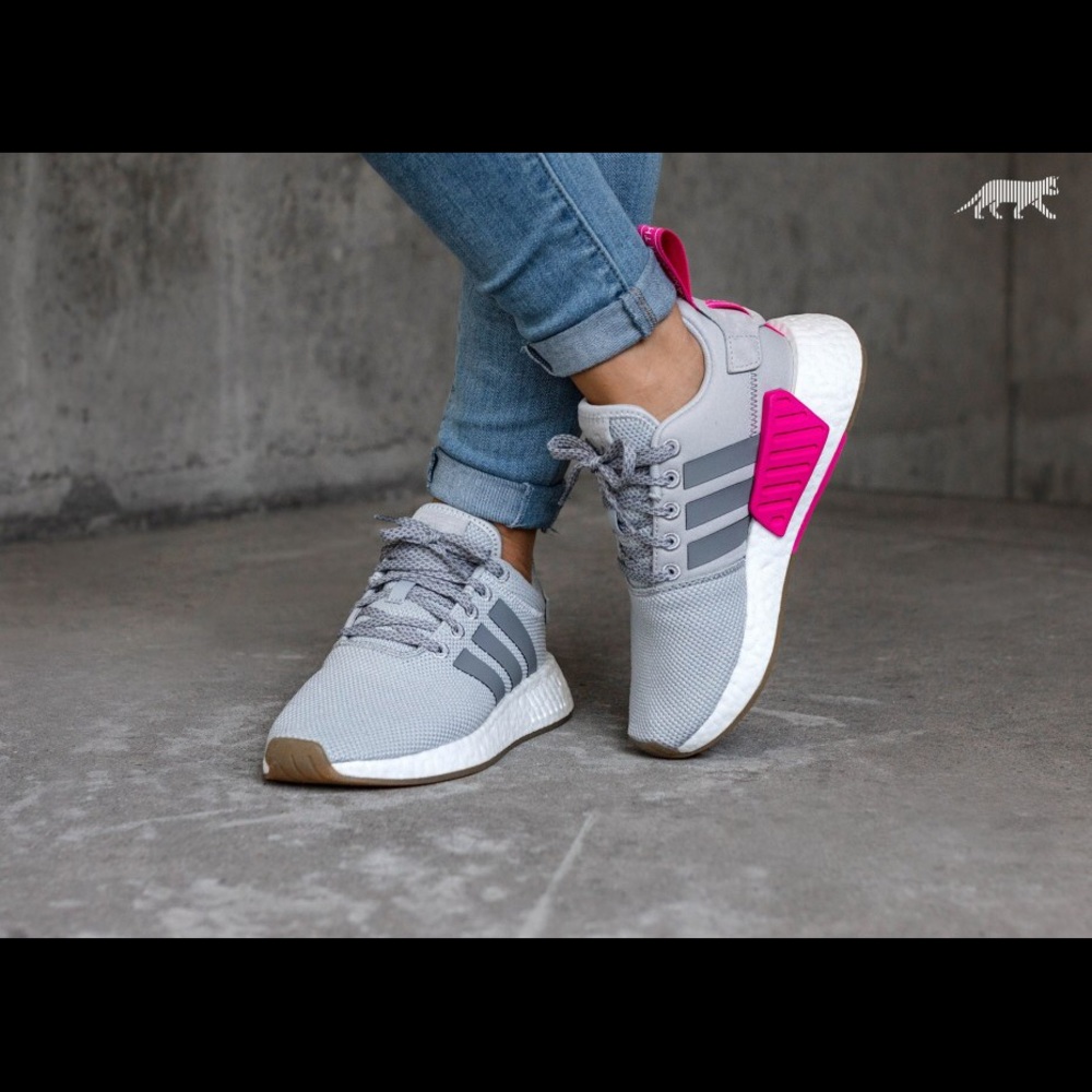 IISSOO adidas NMD R2 Sneakers